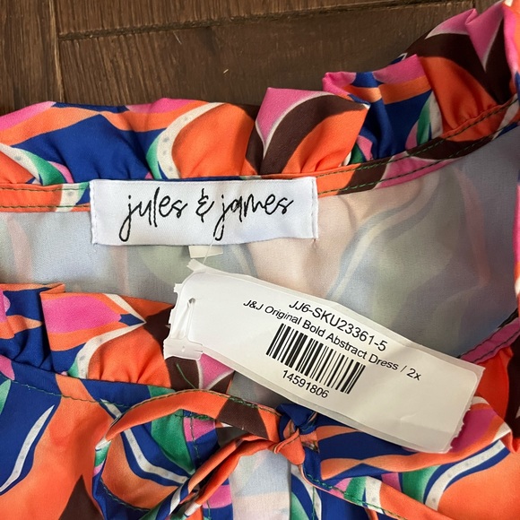 Jules & James Original Bold Abstract Dress - Picture 2 of 4